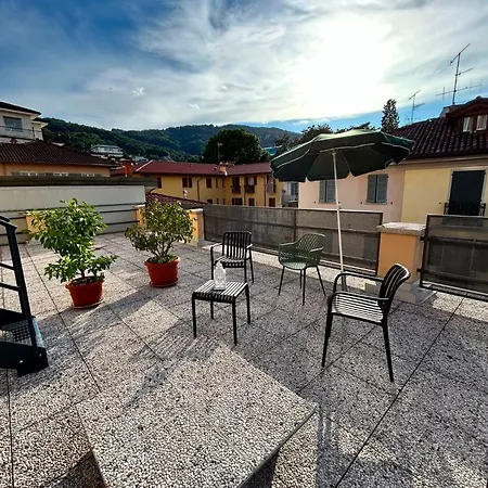 Grisoni Brothers' House - Grisoni Streetview شقة ستريزا
