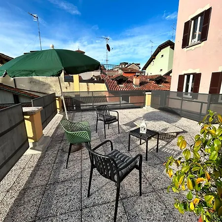 Daire Grisoni Brothers' House - Grisoni Streetview Stresa