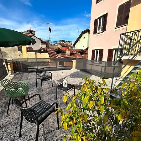 Grisoni Brothers' House - Grisoni Streetview Daire Stresa