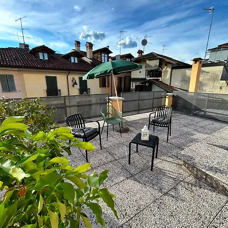 Grisoni Brothers' House - Grisoni Streetview شقة